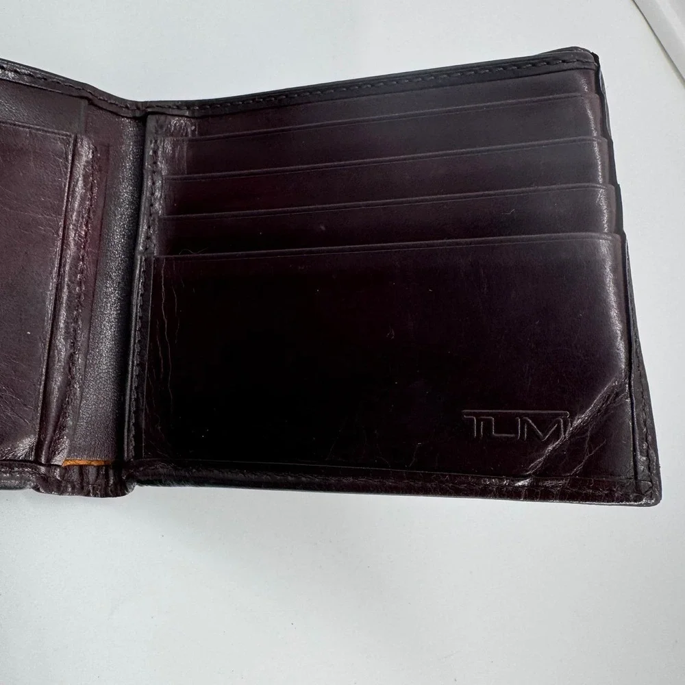 Tumi Men's Leather Bifold Wallet - Dark Brown